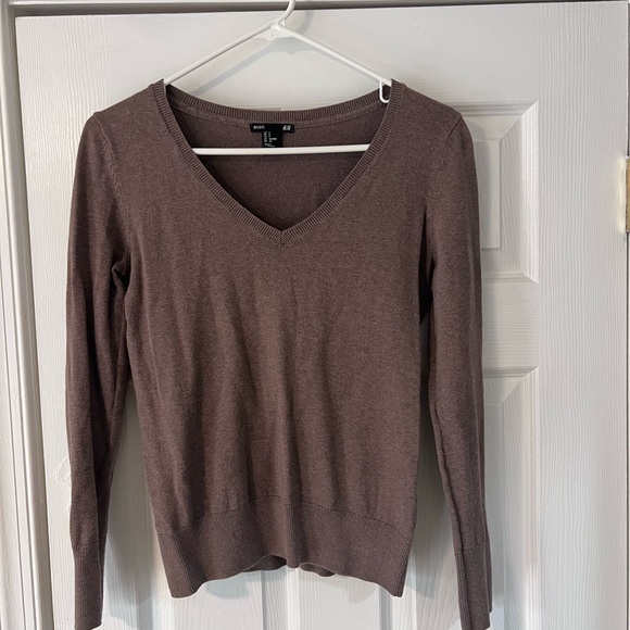 H&M Sweaters - Women’s H&M Basic Brown Sweater